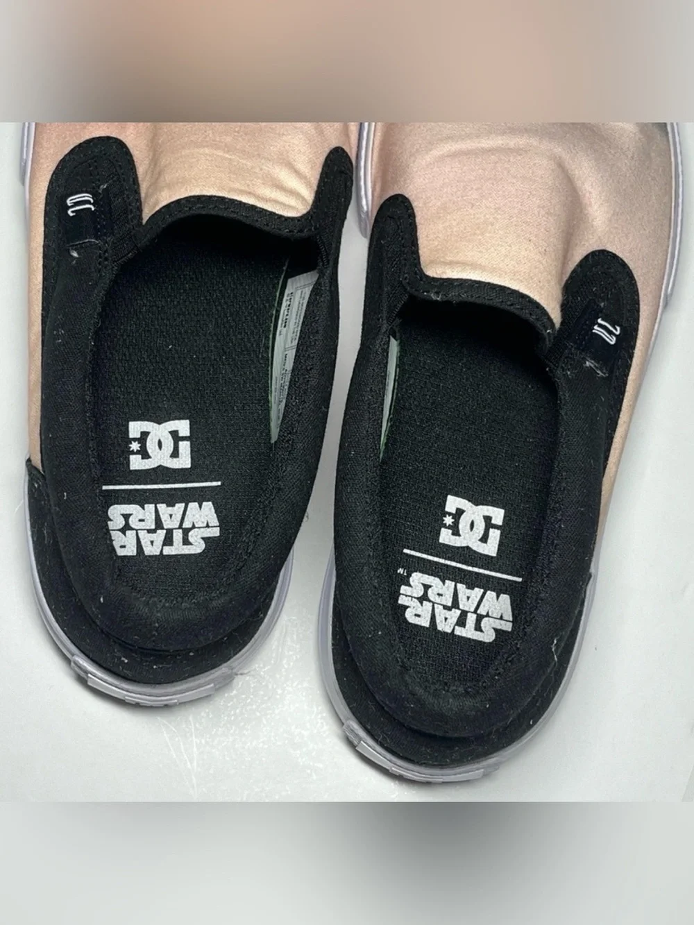 Star Wars x DC 9 Manual Slip-on Shoes Mandalorian Collection Skate Canvas Tan